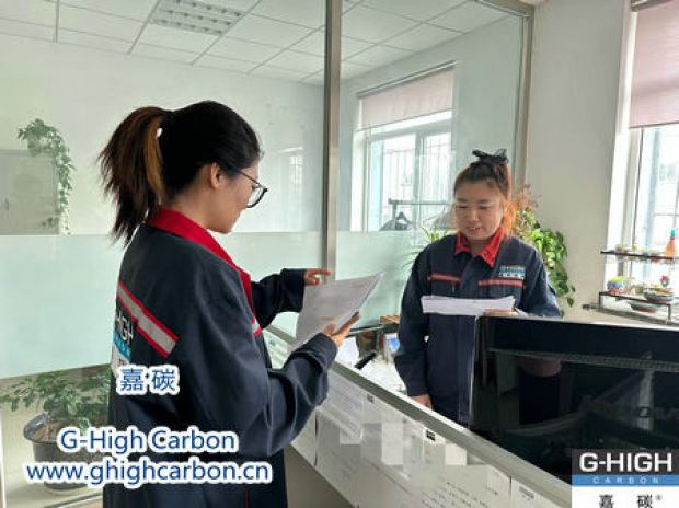 不斷提高，服務客戶